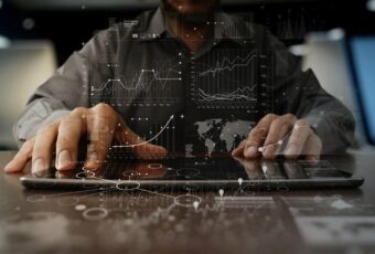 how to incorporate AI in call centers
